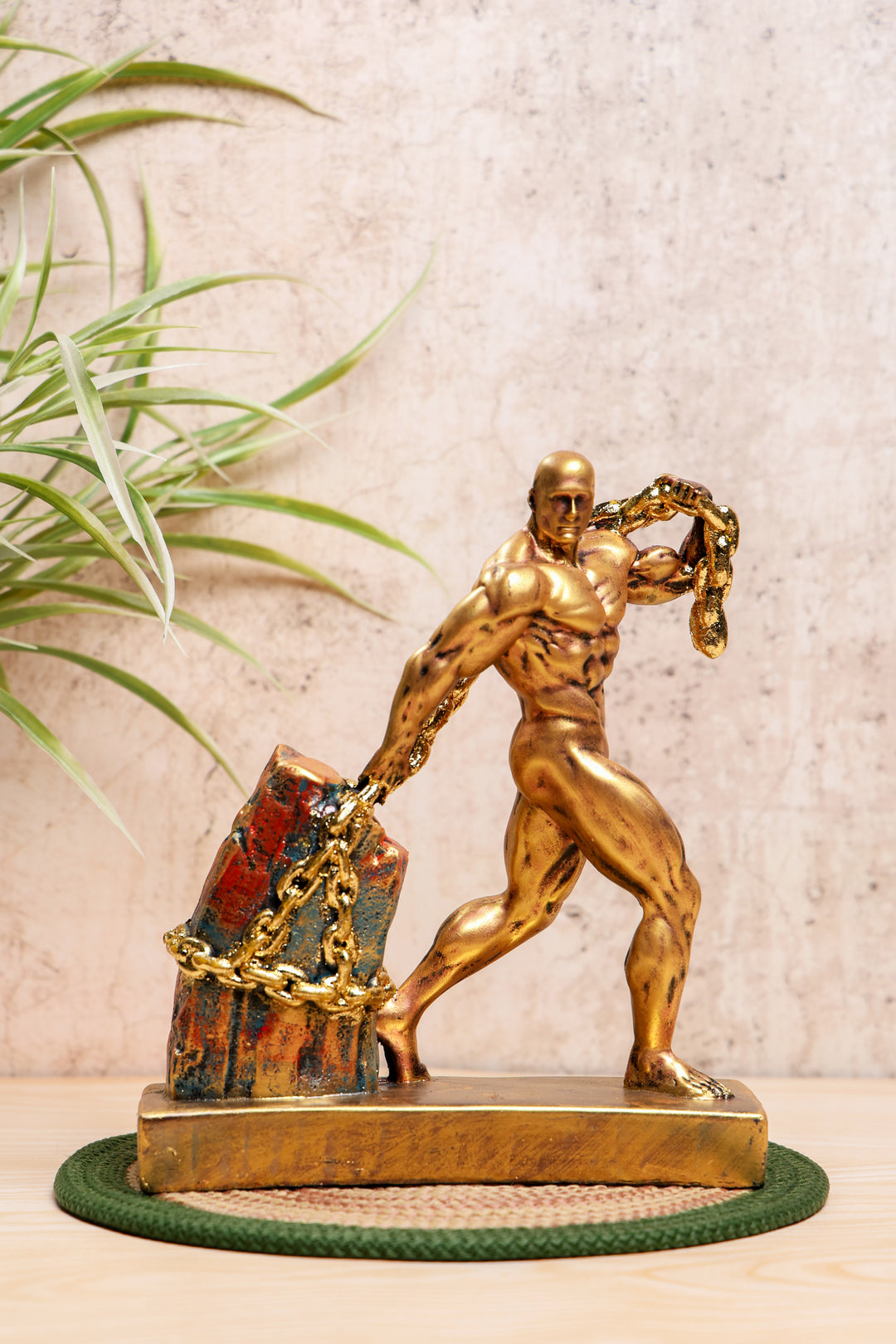 Body Builder Sculpture P1