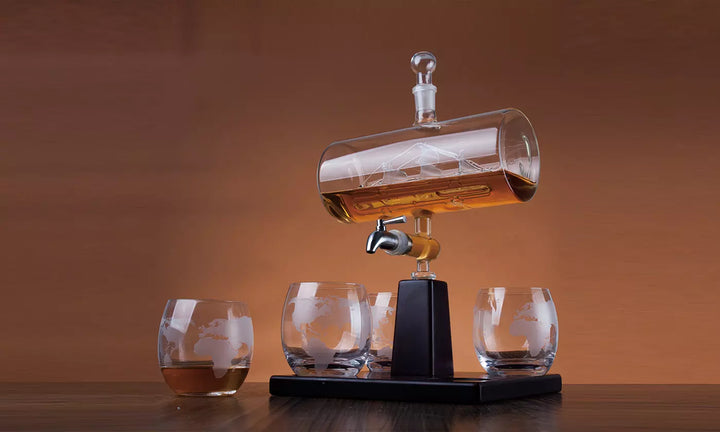 Ship Decanter Set with 4 Globe Glasses