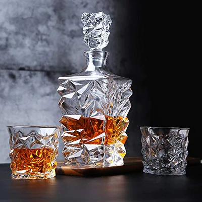 DIAMOND WHISKEY CRYSTAL DECANTER SET WITH 6 GLASSES