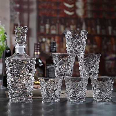 DIAMOND WHISKEY CRYSTAL DECANTER SET WITH 6 GLASSES