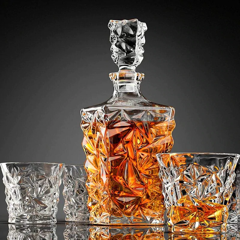 DIAMOND WHISKEY CRYSTAL DECANTER SET WITH 6 GLASSES