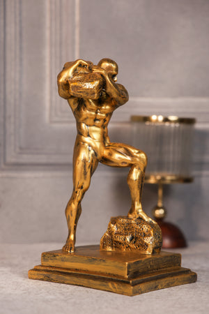 Sculptures & Figurines