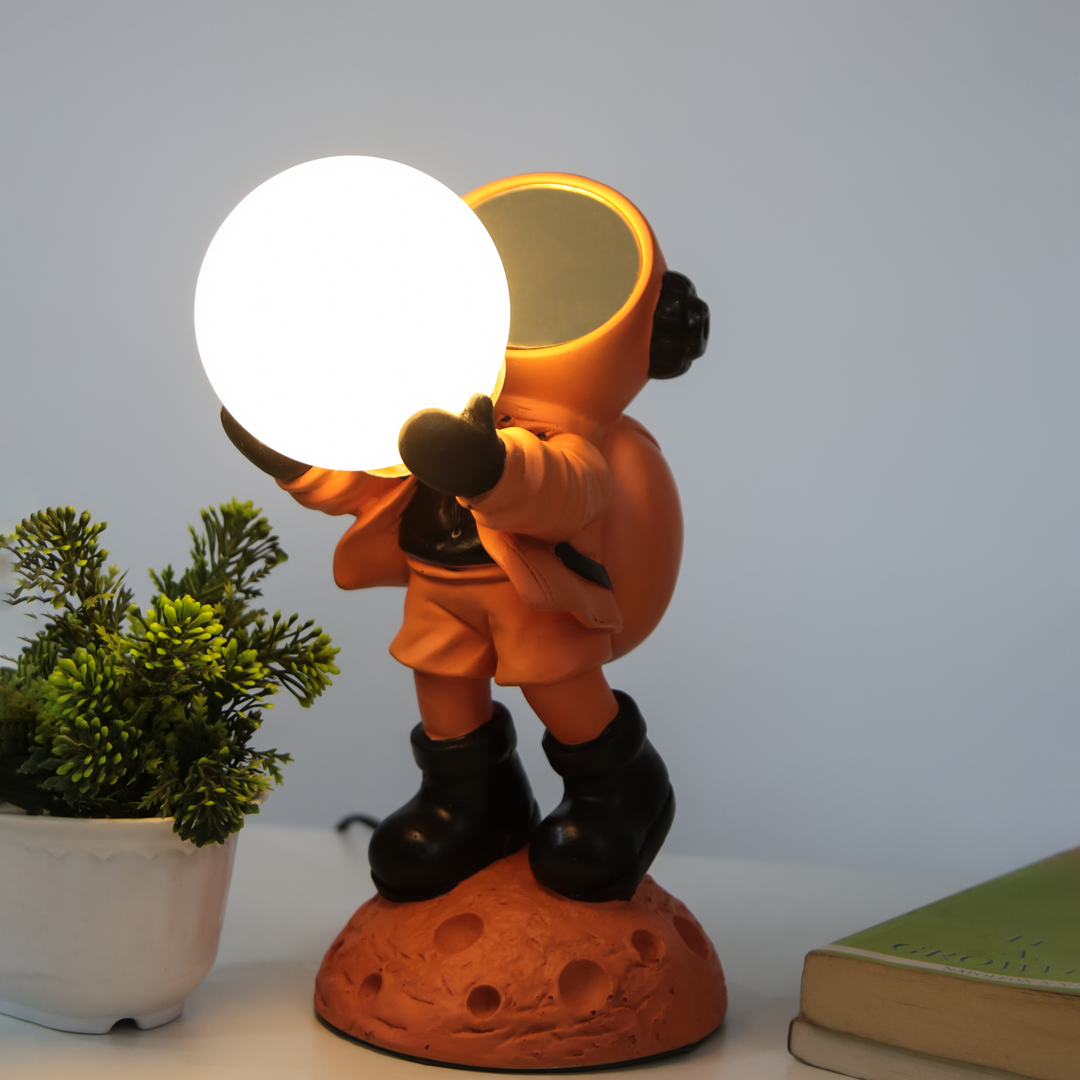 Astronaut Table Lamp