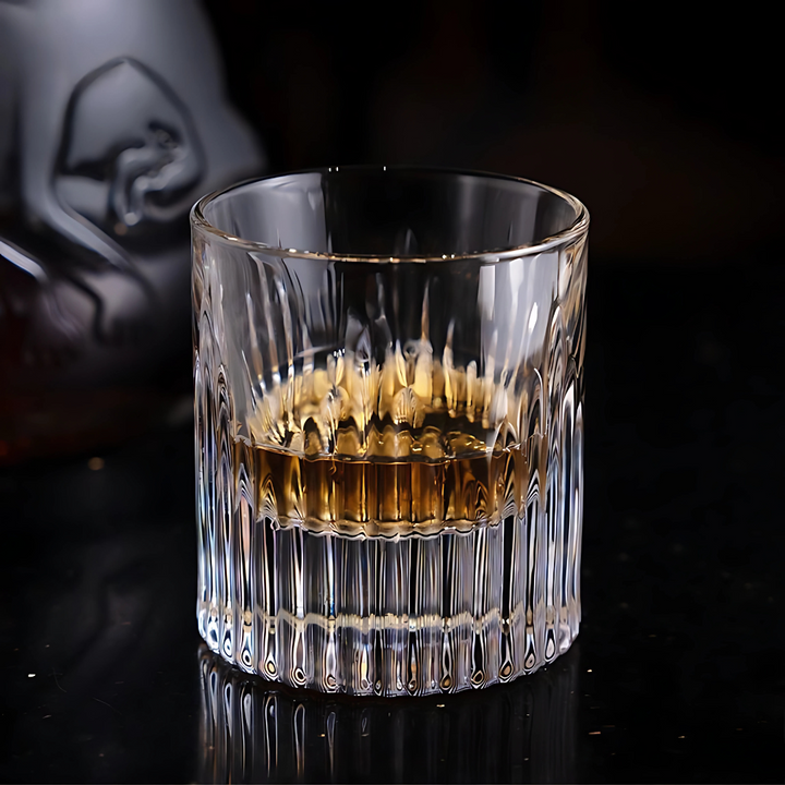 Noble Old-Fashioned Whiskey Glass - Pack Of 6 - Made with sapphire crystal