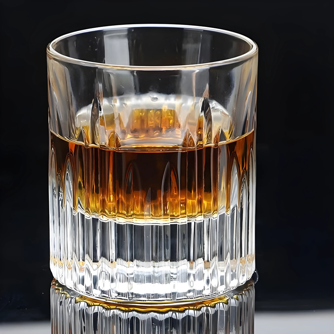 Noble Old-Fashioned Whiskey Glass - Pack Of 6 - Made with sapphire crystal