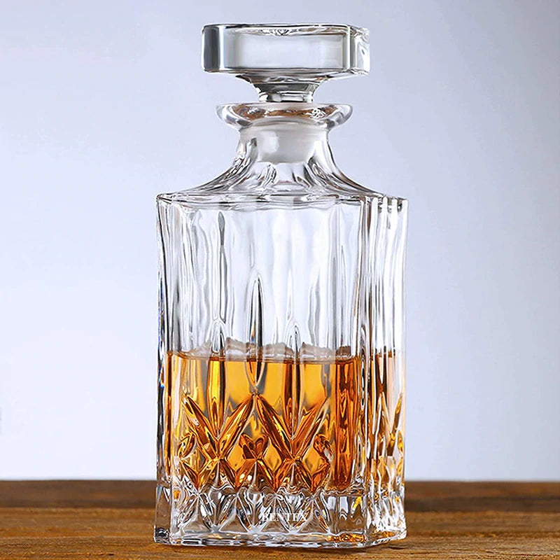 1 Decanter, 2 Whiskey Glass & 1 Flask Gift Set