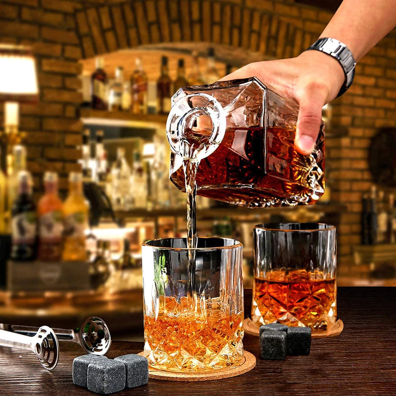 1 Decanter, 2 Whiskey Glass & 1 Flask Gift Set