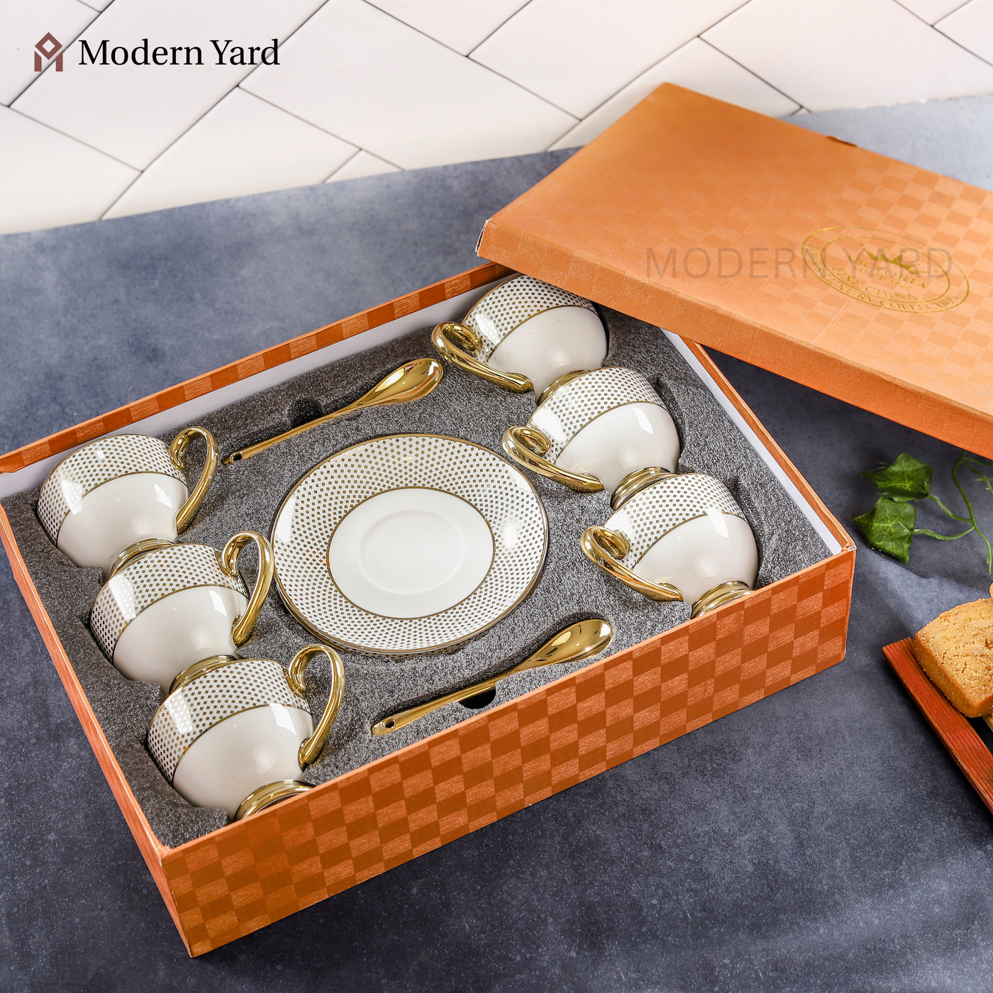 Victoria 18 Pcs Cups & Saucer with Spoon