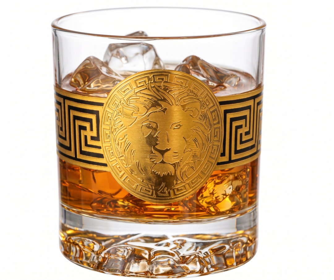 Elegant crystal whiskey glass by Modern Yard with gold plated lion design