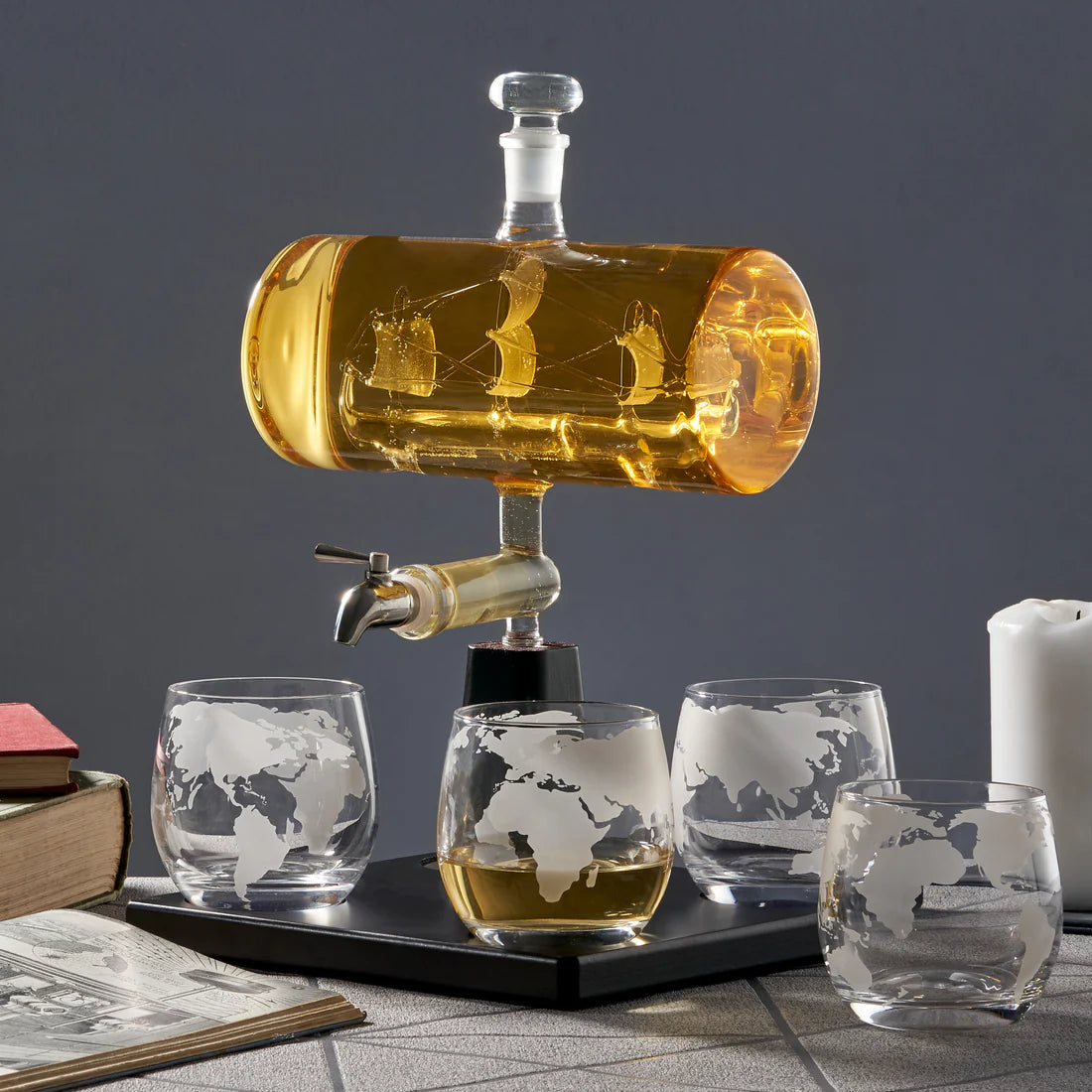 Ship Decanter Set with 4 Globe Glasses