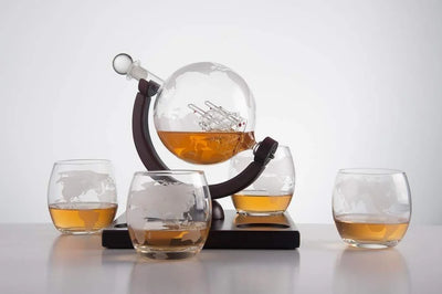 Globe Decanter with 4 Glasses Set