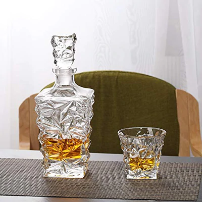 DIAMOND WHISKEY CRYSTAL DECANTER SET WITH 6 GLASSES