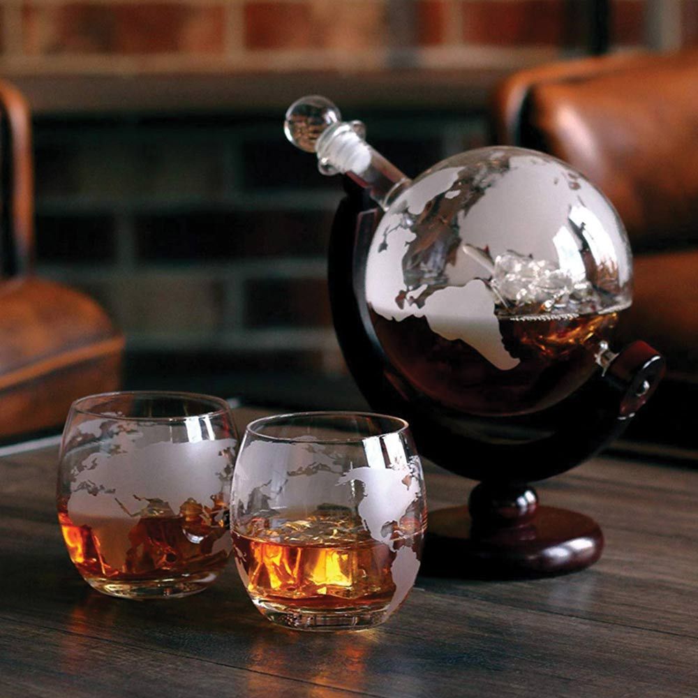 Globe Decanter with 2 Glasses Set
